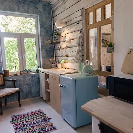 Cozy Summer Nest In The Center By The River Apartament