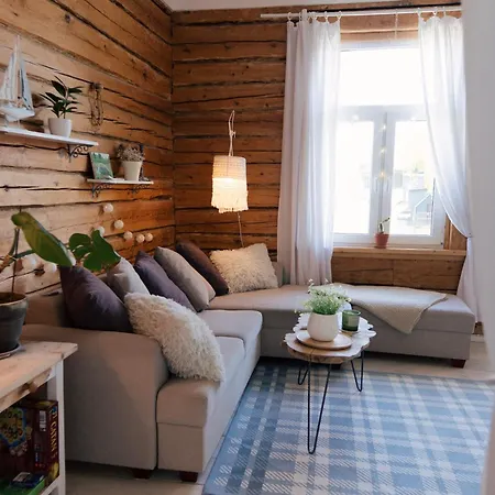 Cozy Summer Nest In The Center By The River * Parnawa
